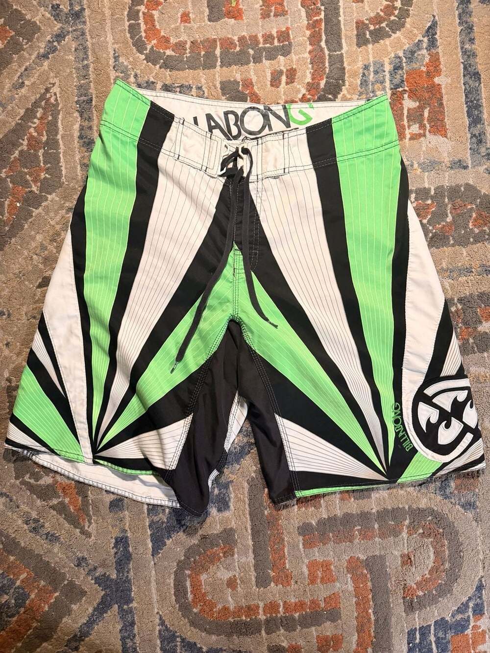 RARE vintage Billabong Andy Irons Rising Sun Y2K Boardshorts Size 34